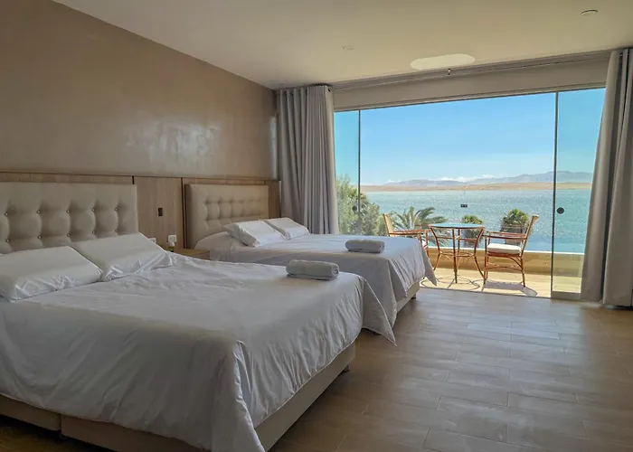 Hotel El Condor